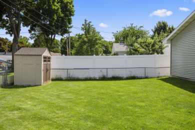 OPEN HOUSE SAT 6/21 10:30AM-NOON! Welcome to this beautifully on Reid Golf Course in Wisconsin - for sale on GolfHomes.com, golf home, golf lot