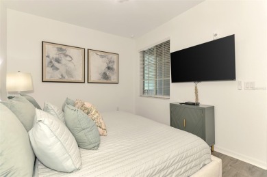 Now is your chance to own this TOP FLOOR END UNIT condo in the on Myakka Pines Golf Club in Florida - for sale on GolfHomes.com, golf home, golf lot
