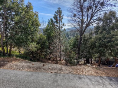 2 lots combined for nearly a half acre parcel!  These lots have on Lake Arrowhead Country Club in California - for sale on GolfHomes.com, golf home, golf lot