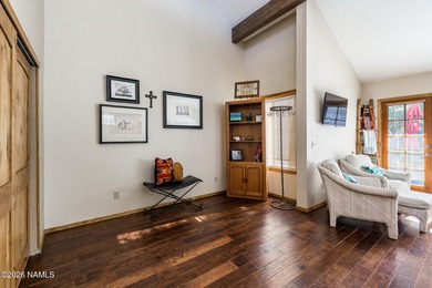 Cute condo in the popular Continental Country Club. This condo on Continental Country Club in Arizona - for sale on GolfHomes.com, golf home, golf lot