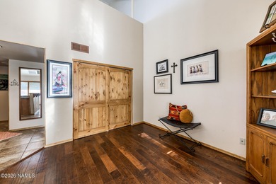 Cute condo in the popular Continental Country Club. This condo on Continental Country Club in Arizona - for sale on GolfHomes.com, golf home, golf lot