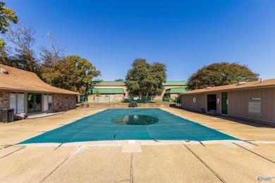 INVESTOR GOLDMINE - 2BR/1.5BA 2-Story Condo in South on Becky Peirce Municipal Golf Course in Alabama - for sale on GolfHomes.com, golf home, golf lot