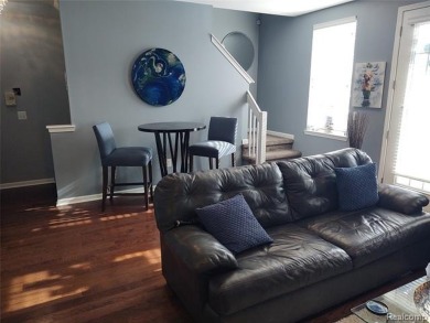 ******OPEN HOUSE SUNDAY 6/1/25 1:00 TO 3:00****** COME AND SEE on Stony Creek Metropark Golf Course in Michigan - for sale on GolfHomes.com, golf home, golf lot