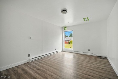 Completely Renovated 4 Bedroom 2 Bathroom End-Unit In Desirable on High Point Golf Club in New Jersey - for sale on GolfHomes.com, golf home, golf lot