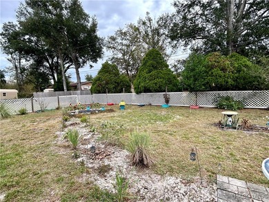 Check this one out! Roof 2023, AC 2018, solar panels with new on Brentwood Farms Golf Club in Florida - for sale on GolfHomes.com, golf home, golf lot