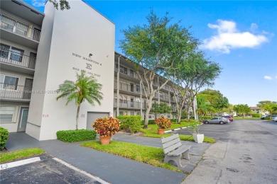 +55 community centrally located and offering many amenities on Flamingo Lakes Country Club in Florida - for sale on GolfHomes.com, golf home, golf lot