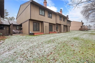 Welcome Home to this beautifully updated 3-bedroom, 2.5-bathroom on Tanglewood National Golf Club in Ohio - for sale on GolfHomes.com, golf home, golf lot