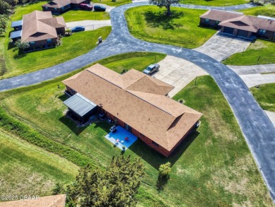 Charming Cottage-Style  1/2  Duplex Condo in Prime Location! on New Smyrna Beach Golf Course in Florida - for sale on GolfHomes.com, golf home, golf lot