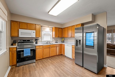 Jay Bickford, , jay,   - Open house is Friday 4-5:30 and on Benson Park Golf Course in Nebraska - for sale on GolfHomes.com, golf home, golf lot