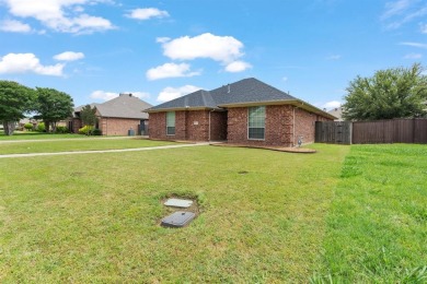 Welcome to your new home! Charming 3 bedroom 2.5 bath home in a on Cleburne Golf Links in Texas - for sale on GolfHomes.com, golf home, golf lot