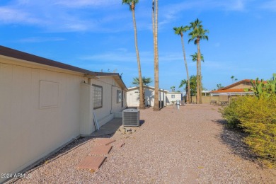 Beautiful move in ready 3 bedroom, 2 bath home with a bonus room on Apache Wells Country Club in Arizona - for sale on GolfHomes.com, golf home, golf lot