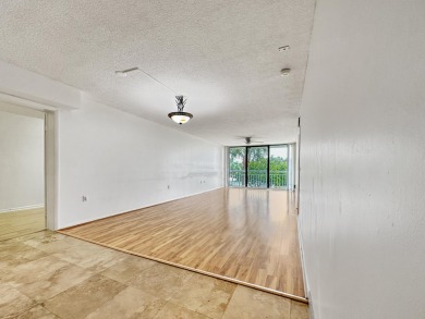 Welcome to this beautifully appointed 2-bedroom, 2-bathroom on  in Florida - for sale on GolfHomes.com, golf home, golf lot
