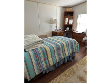 55+ gated golf course community   *PRICE REDUCED* 2 bedroom 2 on Zellwood Station Country Club in Florida - for sale on GolfHomes.com, golf home, golf lot