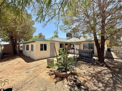 Stunning 3 Bed, 2 Bath Home with Mountain Views located in on Valle Vista Golf Course in Arizona - for sale on GolfHomes.com, golf home, golf lot