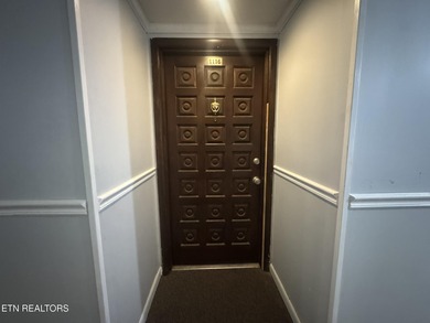 GROUND LEVEL CONDO! Welcome to this 2 bedroom, 2 bathroom condo on Cherokee Country Club in Tennessee - for sale on GolfHomes.com, golf home, golf lot