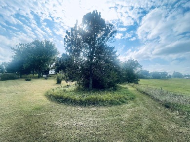 Meticulously updated ranch style house located on a quiet on Whispering Creek Golf Club in Iowa - for sale on GolfHomes.com, golf home, golf lot