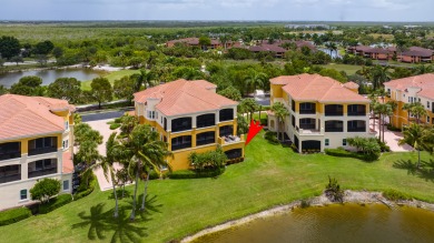 WOW! GORGEOUS FIRST FLOOR LUXURY VILLA THAT HAS BEEN on Hammock Bay in Florida - for sale on GolfHomes.com, golf home, golf lot