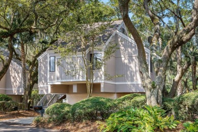 Classic cottage overlooking the 7th fairway of Seabrook Island's on The Seabrook Island Club in South Carolina - for sale on GolfHomes.com, golf home, golf lot