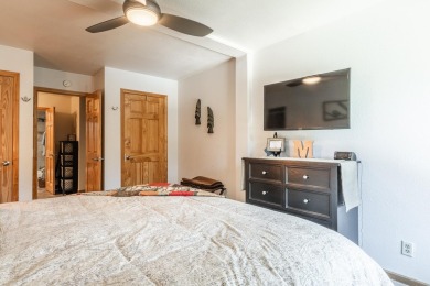 This updated 1-bedroom condo is located in the popular Summit on Sierra Star Golf Course in California - for sale on GolfHomes.com, golf home, golf lot