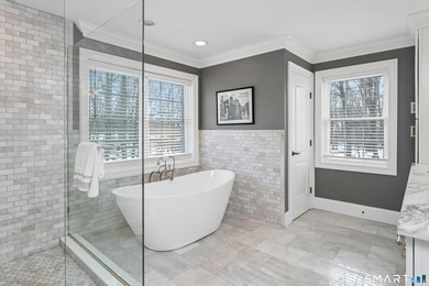 Turnkey, this better than new custom Silvermine Colonial offers on Silvermine Golf Club   in Connecticut - for sale on GolfHomes.com, golf home, golf lot