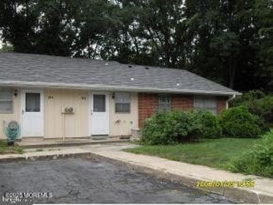 Your Search is over!
This 2 bedroom home with carport is ready on Greenbriar Woodlands in New Jersey - for sale on GolfHomes.com, golf home, golf lot