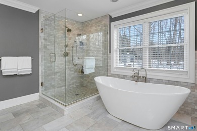 Turnkey, this better than new custom Silvermine Colonial offers on Silvermine Golf Club   in Connecticut - for sale on GolfHomes.com, golf home, golf lot