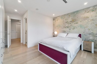 This stunning Single Family home in Aventura, FL was built in on Turnberry Isle Resort and Club in Florida - for sale on GolfHomes.com, golf home, golf lot