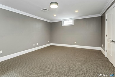 Turnkey, this better than new custom Silvermine Colonial offers on Silvermine Golf Club   in Connecticut - for sale on GolfHomes.com, golf home, golf lot