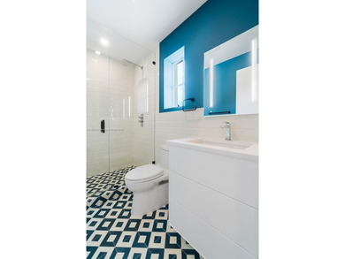 This stunning Single Family home in Aventura, FL was built in on Turnberry Isle Resort and Club in Florida - for sale on GolfHomes.com, golf home, golf lot