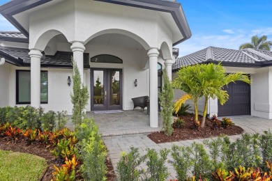 Welcome to 1340 SW Squire Johns lane, a beautifully remodeled  4 on  in Florida - for sale on GolfHomes.com, golf home, golf lot