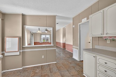 One or more photo(s) has been virtually staged. Discover the on El Diablo Executive Golf Course in Florida - for sale on GolfHomes.com, golf home, golf lot