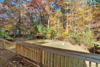 Come take a look at this spectacular home in Tanglewood Shores! on Tanglewood Shores Golf Club in Virginia - for sale on GolfHomes.com, golf home, golf lot