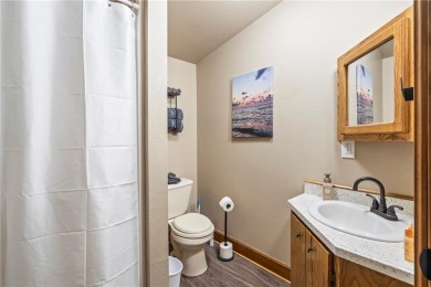 Stunning 6-bed, 5-bath home on the golf course in Flint Ridge! on Deer Valley Golf Course in Oklahoma - for sale on GolfHomes.com, golf home, golf lot