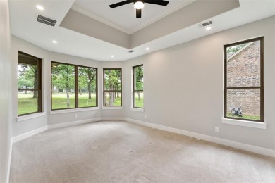 SLEEPS 12+. Welcome to this stunning transitional farmhouse on Pinnacle Golf and Boat Club in Texas - for sale on GolfHomes.com, golf home, golf lot