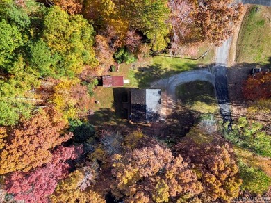 Come take a look at this spectacular home in Tanglewood Shores! on Tanglewood Shores Golf Club in Virginia - for sale on GolfHomes.com, golf home, golf lot