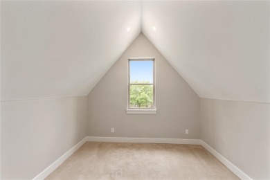 SLEEPS 12+. Welcome to this stunning transitional farmhouse on Pinnacle Golf and Boat Club in Texas - for sale on GolfHomes.com, golf home, golf lot