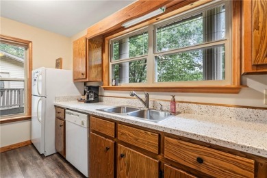 Stunning 6-bed, 5-bath home on the golf course in Flint Ridge! on Deer Valley Golf Course in Oklahoma - for sale on GolfHomes.com, golf home, golf lot
