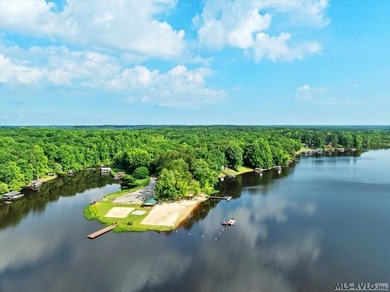 Come take a look at this spectacular home in Tanglewood Shores! on Tanglewood Shores Golf Club in Virginia - for sale on GolfHomes.com, golf home, golf lot