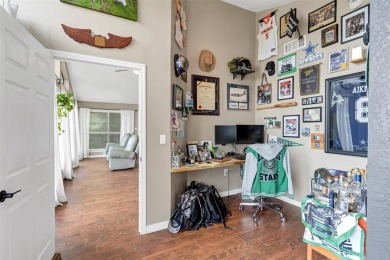 Welcome to lake life at its finest in DeCordova Bend Estates! on De Cordova Bend Country Club in Texas - for sale on GolfHomes.com, golf home, golf lot