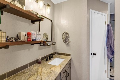 Welcome to lake life at its finest in DeCordova Bend Estates! on De Cordova Bend Country Club in Texas - for sale on GolfHomes.com, golf home, golf lot