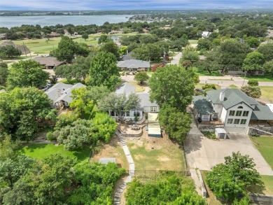 Welcome to lake life at its finest in DeCordova Bend Estates! on De Cordova Bend Country Club in Texas - for sale on GolfHomes.com, golf home, golf lot