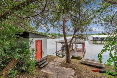 Welcome to lake life at its finest in DeCordova Bend Estates! on De Cordova Bend Country Club in Texas - for sale on GolfHomes.com, golf home, golf lot