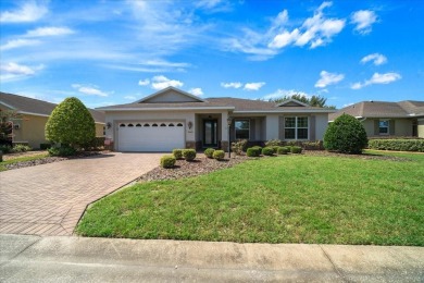 Welcome to this well-maintained 3 bedroom, 2 bath home nestled on Candler Hills Golf and Country Club in Florida - for sale on GolfHomes.com, golf home, golf lot