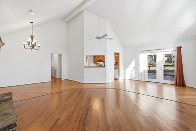 Welcome to 313 Snead Dr. in Fairfield Bay, perfectly positioned on Indian Hills Country Club in Arkansas - for sale on GolfHomes.com, golf home, golf lot