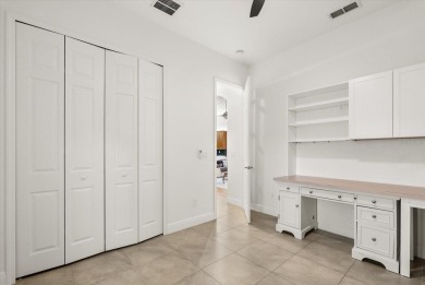 A RARE FIND! Welcome to a rare solar-powered retreat in the on Wedgefield Golf Club in Florida - for sale on GolfHomes.com, golf home, golf lot