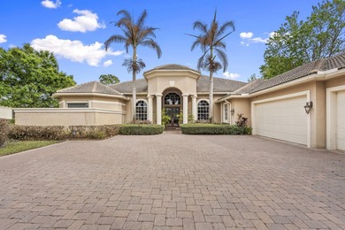 Welcome to luxury golf course living in the prestigious PGA on  in Florida - for sale on GolfHomes.com, golf home, golf lot