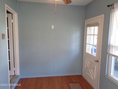 CLEAN & Move-In Ready Oakwood Two model w/ Two Full Baths in a on Keswick Village Golf Course in New Jersey - for sale on GolfHomes.com, golf home, golf lot