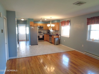 CLEAN & Move-In Ready Oakwood Two model w/ Two Full Baths in a on Keswick Village Golf Course in New Jersey - for sale on GolfHomes.com, golf home, golf lot