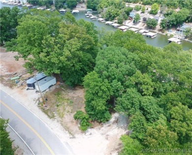 The Waters is the only new premier lake development on Horseshoe on Seasons Ridge At Four Seasons in Missouri - for sale on GolfHomes.com, golf home, golf lot