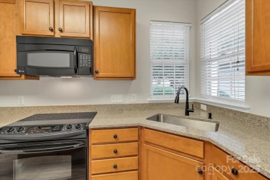 Live where everyday feels like a vacation. This popular Fox Run on Carolina Lakes Golf Club, LLC in South Carolina - for sale on GolfHomes.com, golf home, golf lot